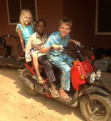 1517811_10152091727568808_1075165954_o