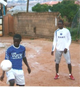 226393_1035239799303_2455_n